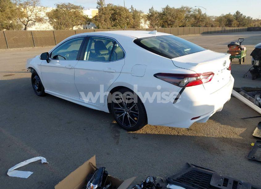 Photo 3 of 2023 Toyota Camry SE (VIN 4T1G11AK9PU083489)