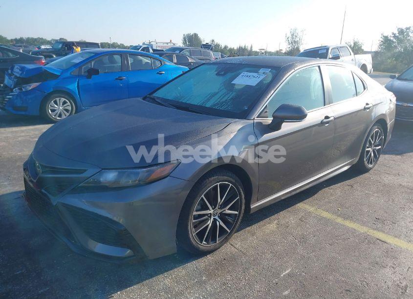 Photo 2 of 2023 Toyota Camry SE (VIN 4T1G11AK9PU090894)