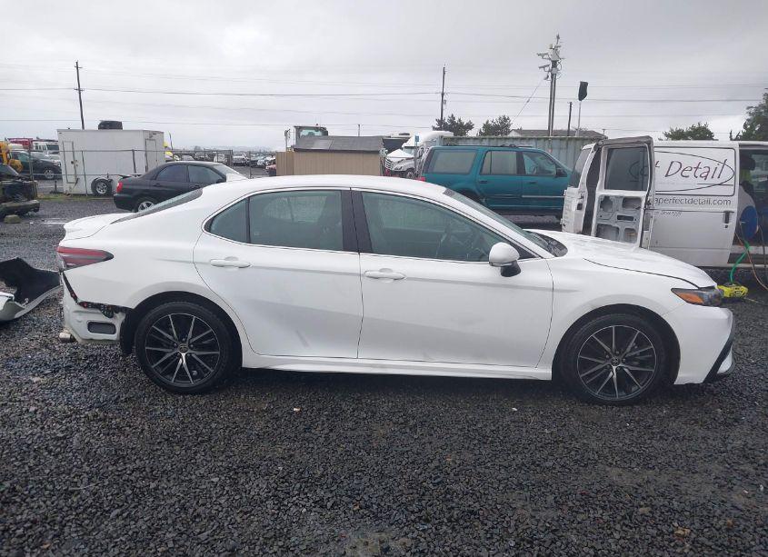 Photo 14 of 2023 Toyota Camry SE (VIN 4T1G11AK9PU119262)