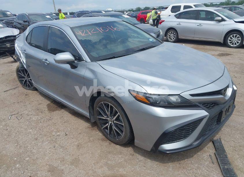 2023 Toyota Camry SE (VIN 4T1G11AK9PU155937) main photo