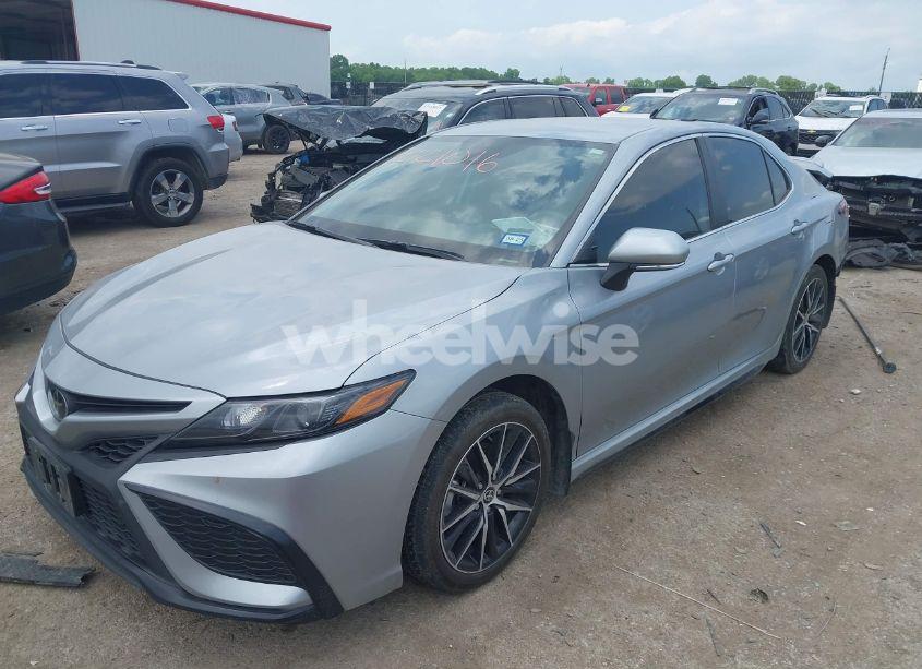 Photo 2 of 2023 Toyota Camry SE (VIN 4T1G11AK9PU155937)