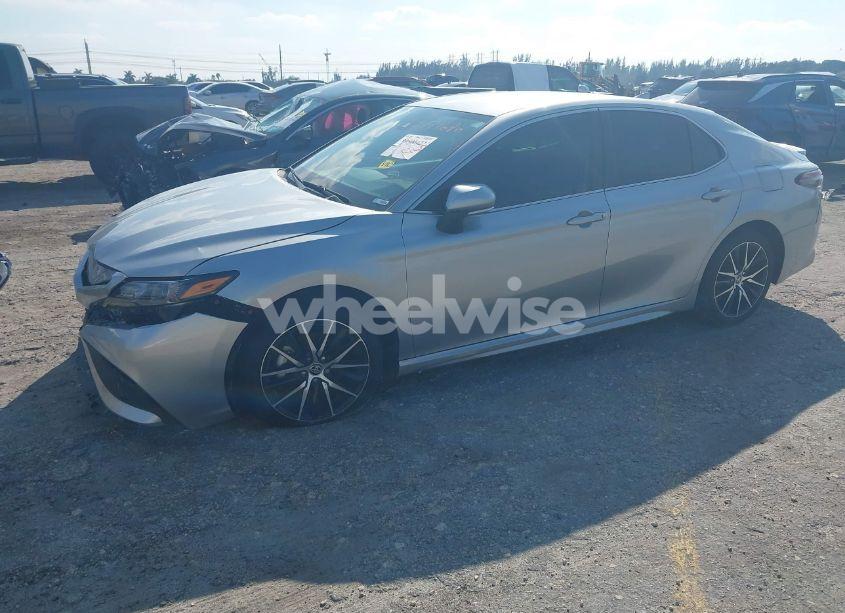 Photo 2 of 2023 Toyota Camry SE (VIN 4T1G11AK9PU766082)