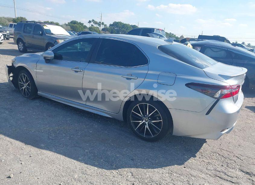 Photo 3 of 2023 Toyota Camry SE (VIN 4T1G11AK9PU766082)