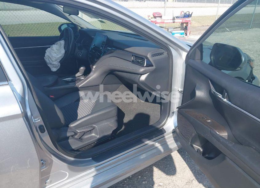 Photo 5 of 2023 Toyota Camry SE (VIN 4T1G11AK9PU766082)