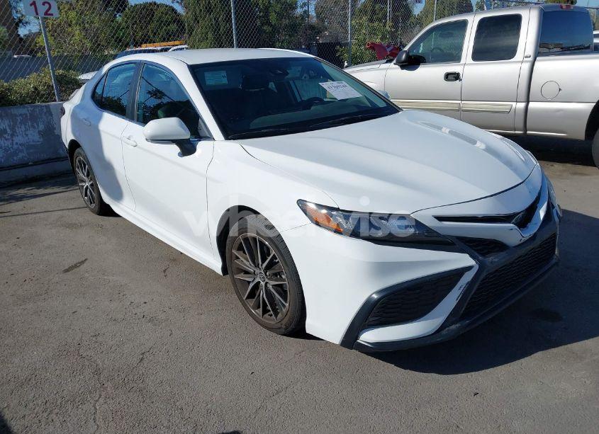 2023 Toyota Camry SE (VIN 4T1G11AK9PU767507) main photo