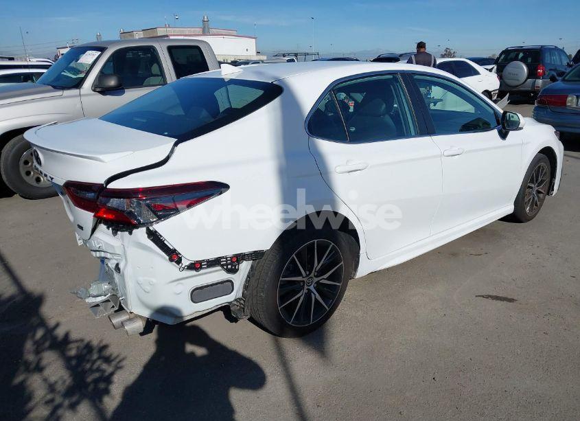 Photo 4 of 2023 Toyota Camry SE (VIN 4T1G11AK9PU767507)