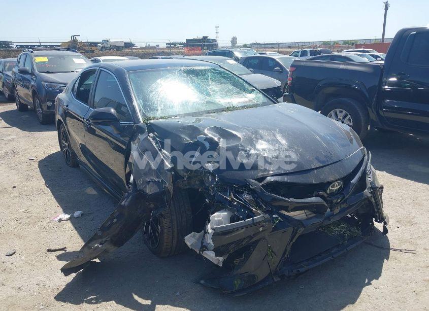 2023 Toyota Camry SE (VIN 4T1G11AK9PU785442) main photo