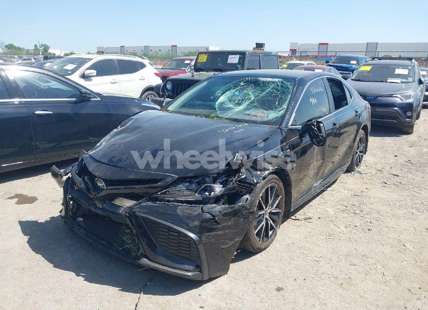 Photo 2 of 2023 Toyota Camry SE (VIN 4T1G11AK9PU785442)