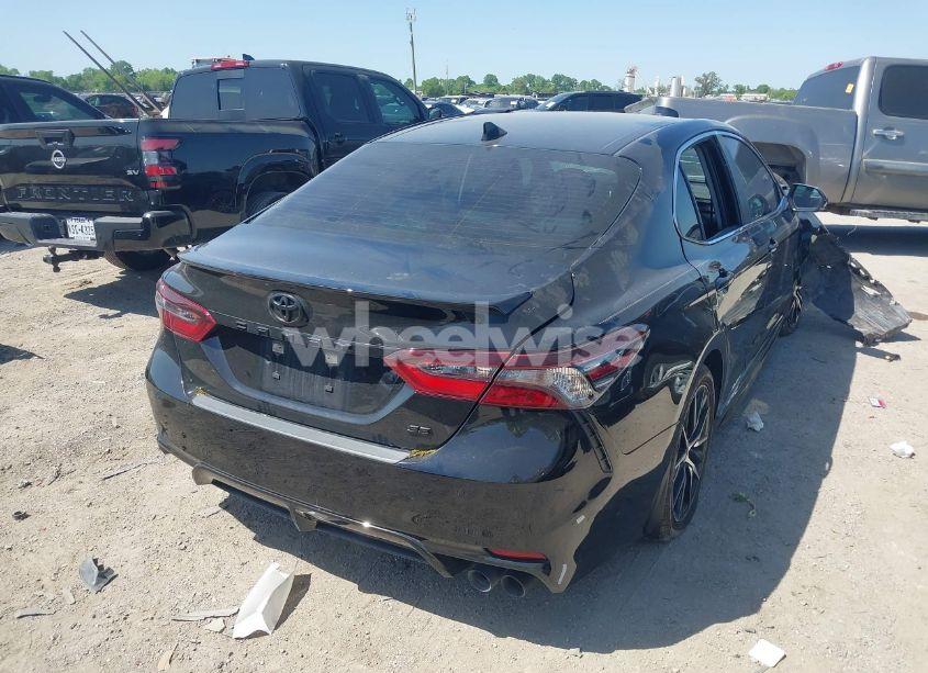 Photo 4 of 2023 Toyota Camry SE (VIN 4T1G11AK9PU785442)
