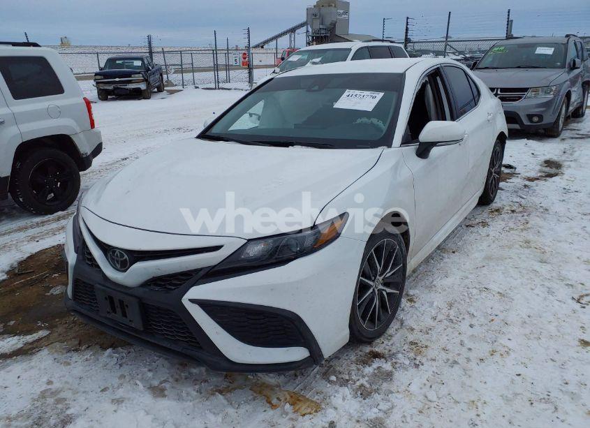 Photo 2 of 2023 Toyota Camry SE (VIN 4T1G11AK9PU805558)