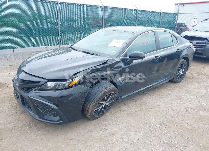 Photo 2 of 2023 Toyota Camry SE (VIN 4T1G11AK9PU838642)