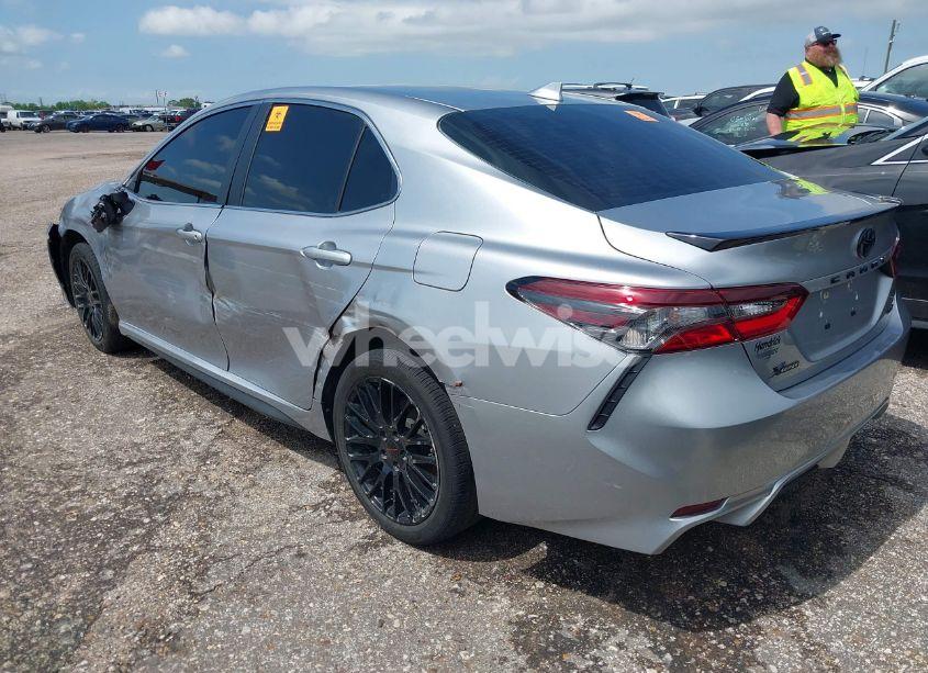 Photo 3 of 2024 Toyota Camry SE (VIN 4T1G11AK9RU883163)