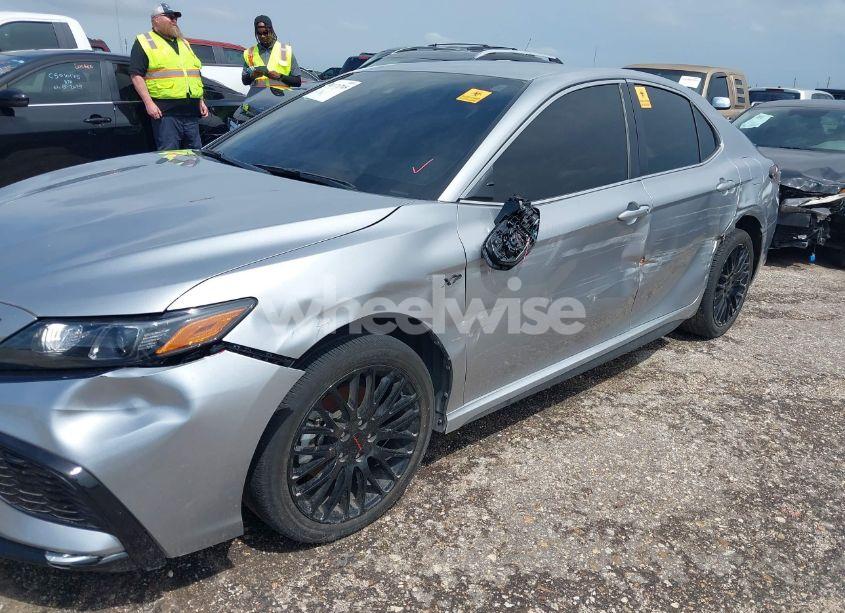 Photo 6 of 2024 Toyota Camry SE (VIN 4T1G11AK9RU883163)