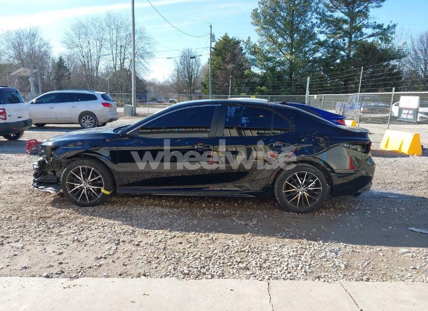 Photo 15 of 2024 Toyota Camry SE (VIN 4T1G11AK9RU887536)