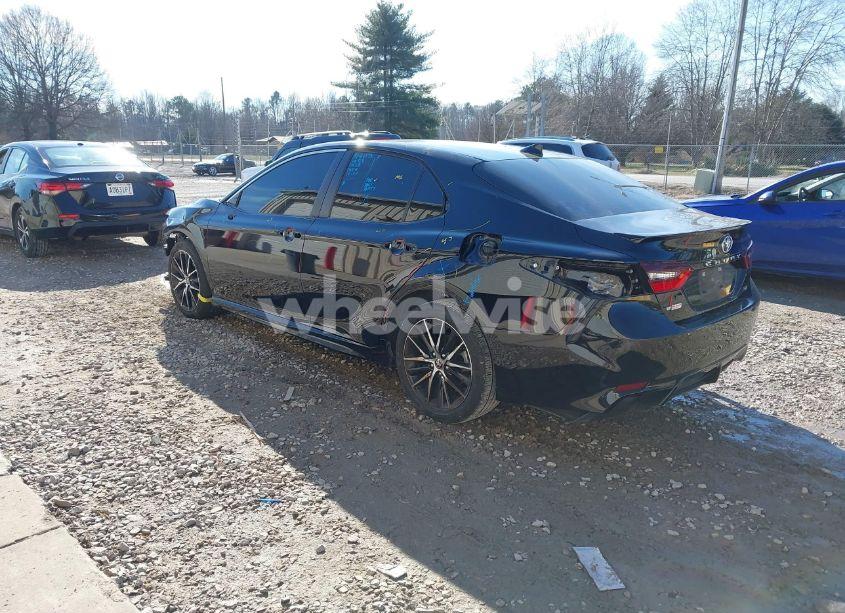 Photo 3 of 2024 Toyota Camry SE (VIN 4T1G11AK9RU887536)