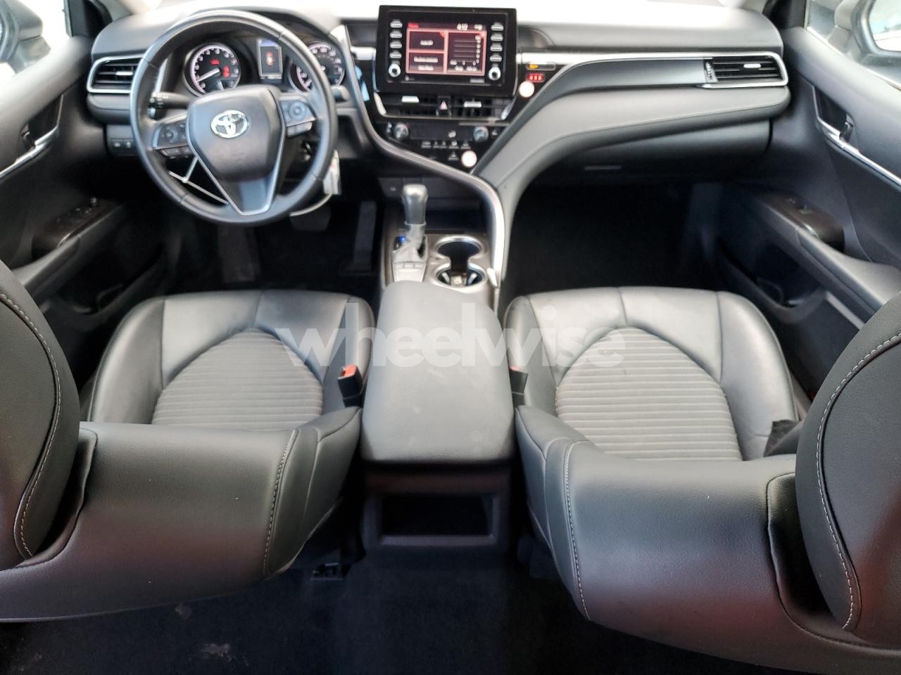 Photo 8 of 2024 TOYOTA CAMRY SE NIGHT SHADE (VIN 4T1G11AK9RU904125)