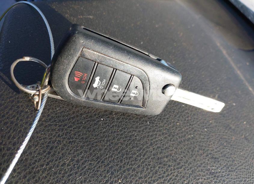 Photo 11 of 2020 Toyota Camry SE NIGHTSHADE EDITION (VIN 4T1G11AKXLU303586)