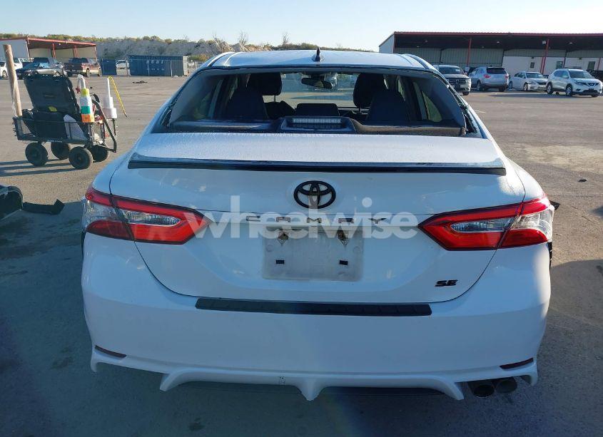 Photo 17 of 2020 Toyota Camry SE NIGHTSHADE EDITION (VIN 4T1G11AKXLU303586)