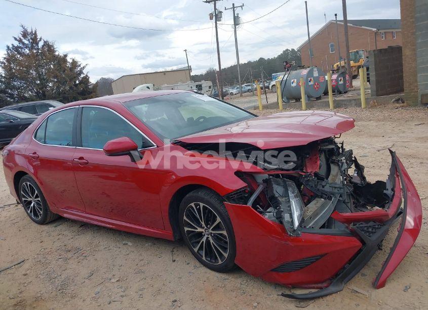 Photo 12 of 2020 Toyota Camry SE (VIN 4T1G11AKXLU319013)