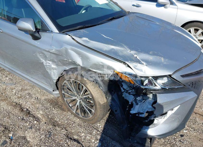 Photo 6 of 2020 Toyota Camry SE (VIN 4T1G11AKXLU344249)