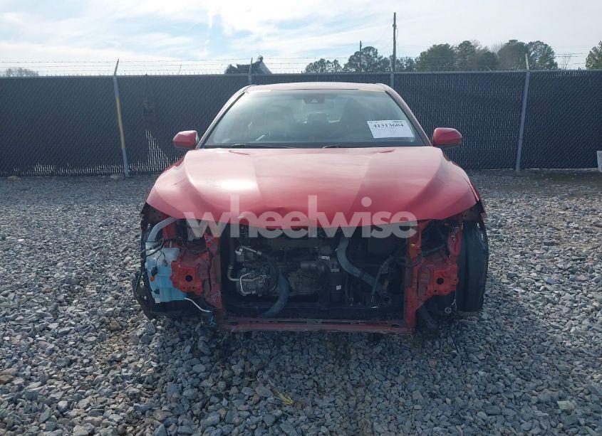 Photo 13 of 2020 Toyota Camry SE (VIN 4T1G11AKXLU355865)