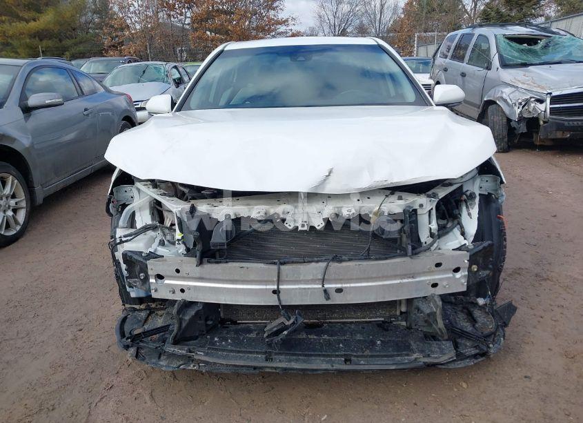 Photo 13 of 2020 Toyota Camry SE (VIN 4T1G11AKXLU362329)