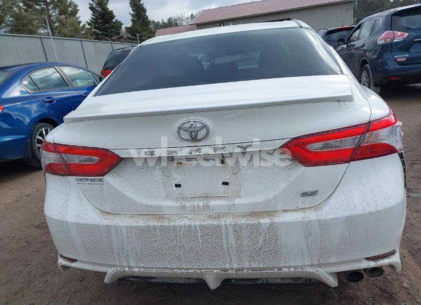 Photo 17 of 2020 Toyota Camry SE (VIN 4T1G11AKXLU362329)