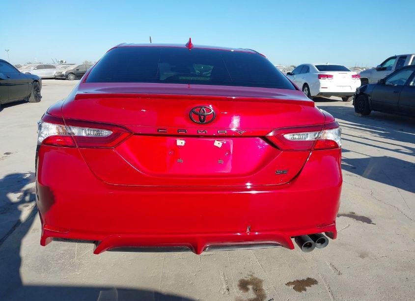 Photo 17 of 2020 Toyota Camry SE (VIN 4T1G11AKXLU375078)