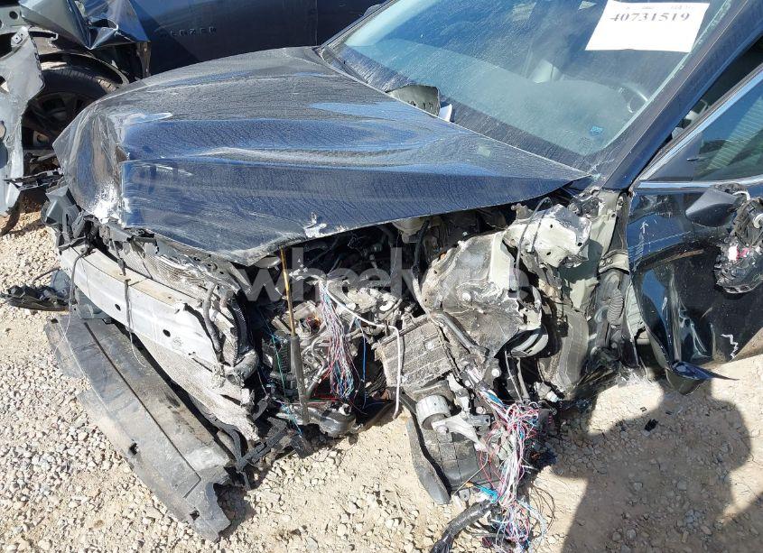 Photo 6 of 2020 Toyota Camry SE (VIN 4T1G11AKXLU503464)