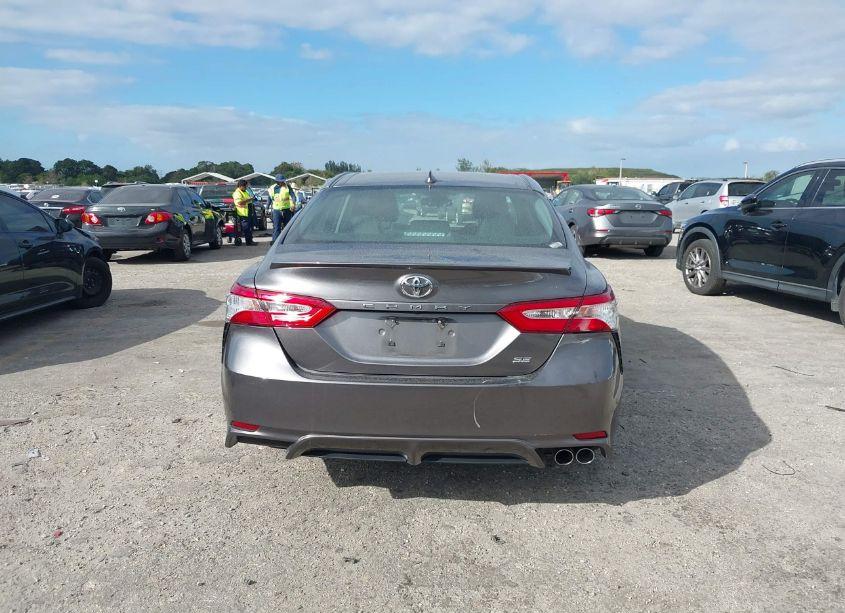 Photo 17 of 2020 Toyota Camry SE (VIN 4T1G11AKXLU505652)