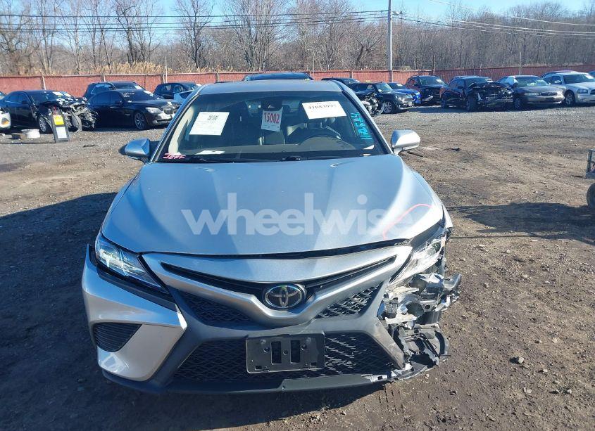 Photo 12 of 2020 Toyota Camry SE (VIN 4T1G11AKXLU861891)