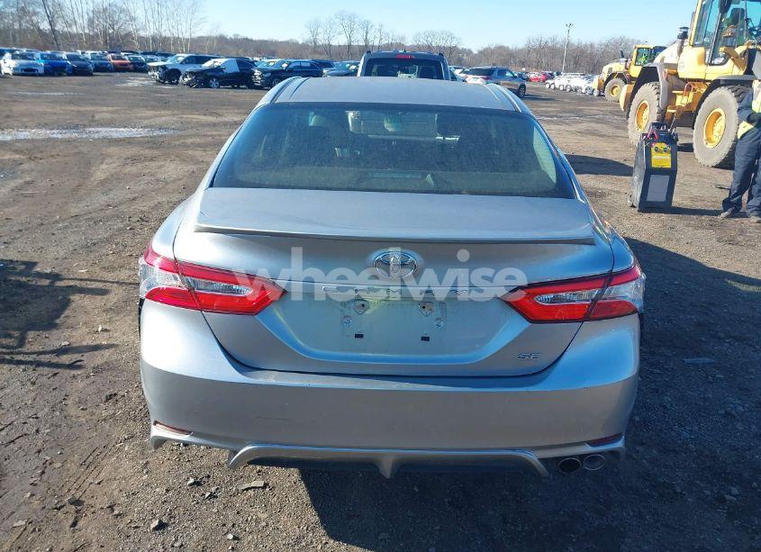 Photo 16 of 2020 Toyota Camry SE (VIN 4T1G11AKXLU861891)
