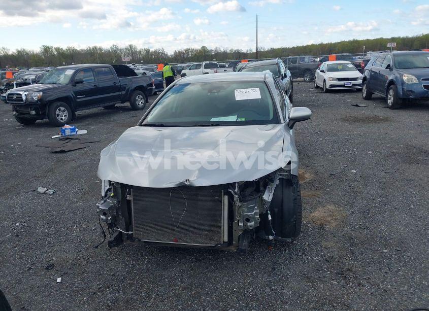 Photo 12 of 2020 Toyota Camry SE (VIN 4T1G11AKXLU865424)
