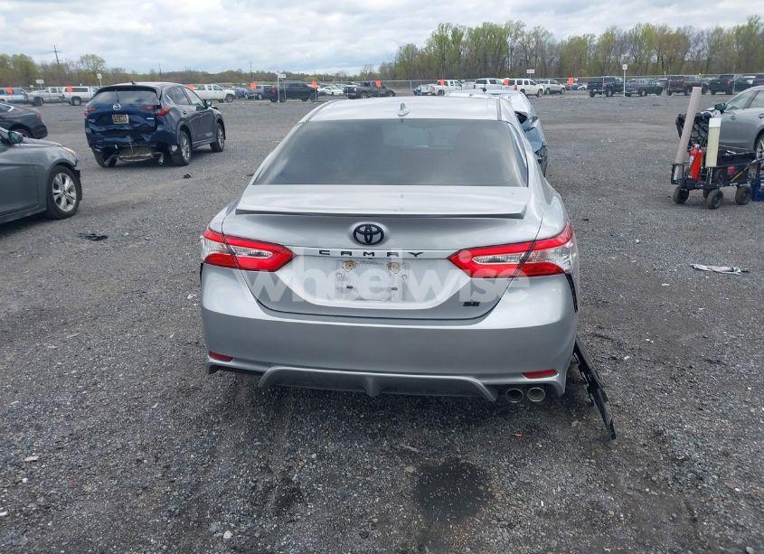 Photo 16 of 2020 Toyota Camry SE (VIN 4T1G11AKXLU865424)