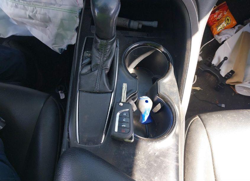 Photo 11 of 2020 Toyota Camry SE (VIN 4T1G11AKXLU866671)