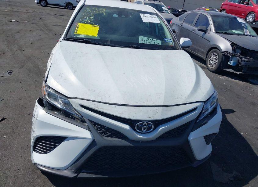 Photo 12 of 2020 Toyota Camry SE (VIN 4T1G11AKXLU866671)