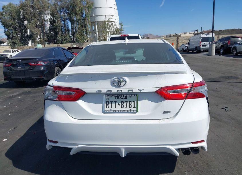 Photo 16 of 2020 Toyota Camry SE (VIN 4T1G11AKXLU866671)