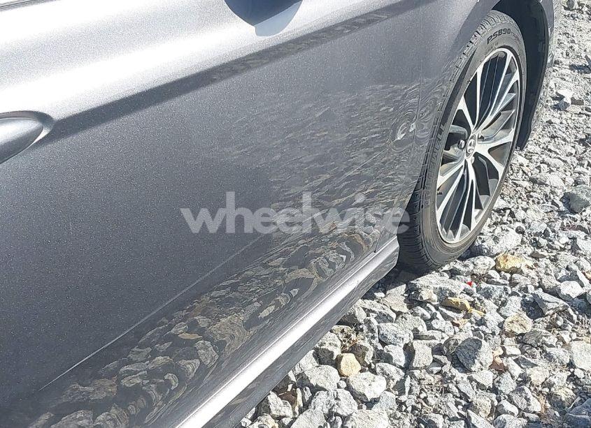 Photo 20 of 2020 Toyota Camry SE (VIN 4T1G11AKXLU915593)