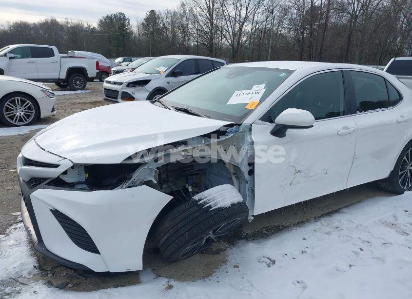 Photo 6 of 2020 Toyota Camry SE (VIN 4T1G11AKXLU920633)