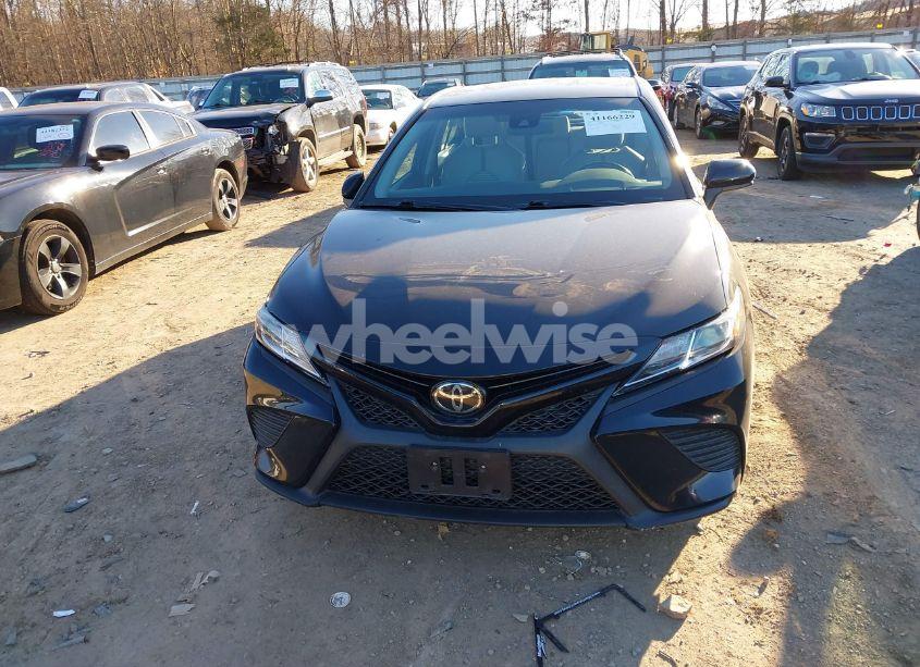Photo 12 of 2020 Toyota Camry SE (VIN 4T1G11AKXLU948027)