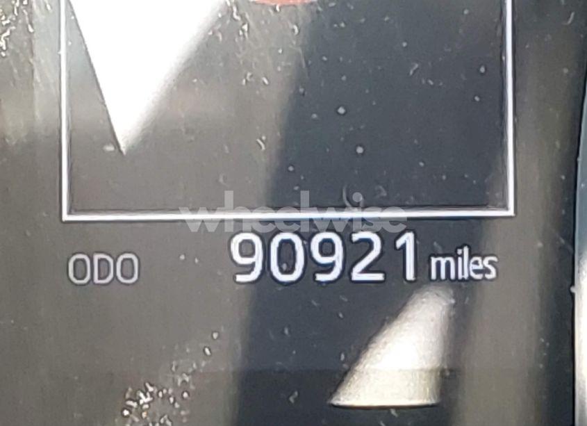 Photo 15 of 2020 Toyota Camry SE (VIN 4T1G11AKXLU948027)