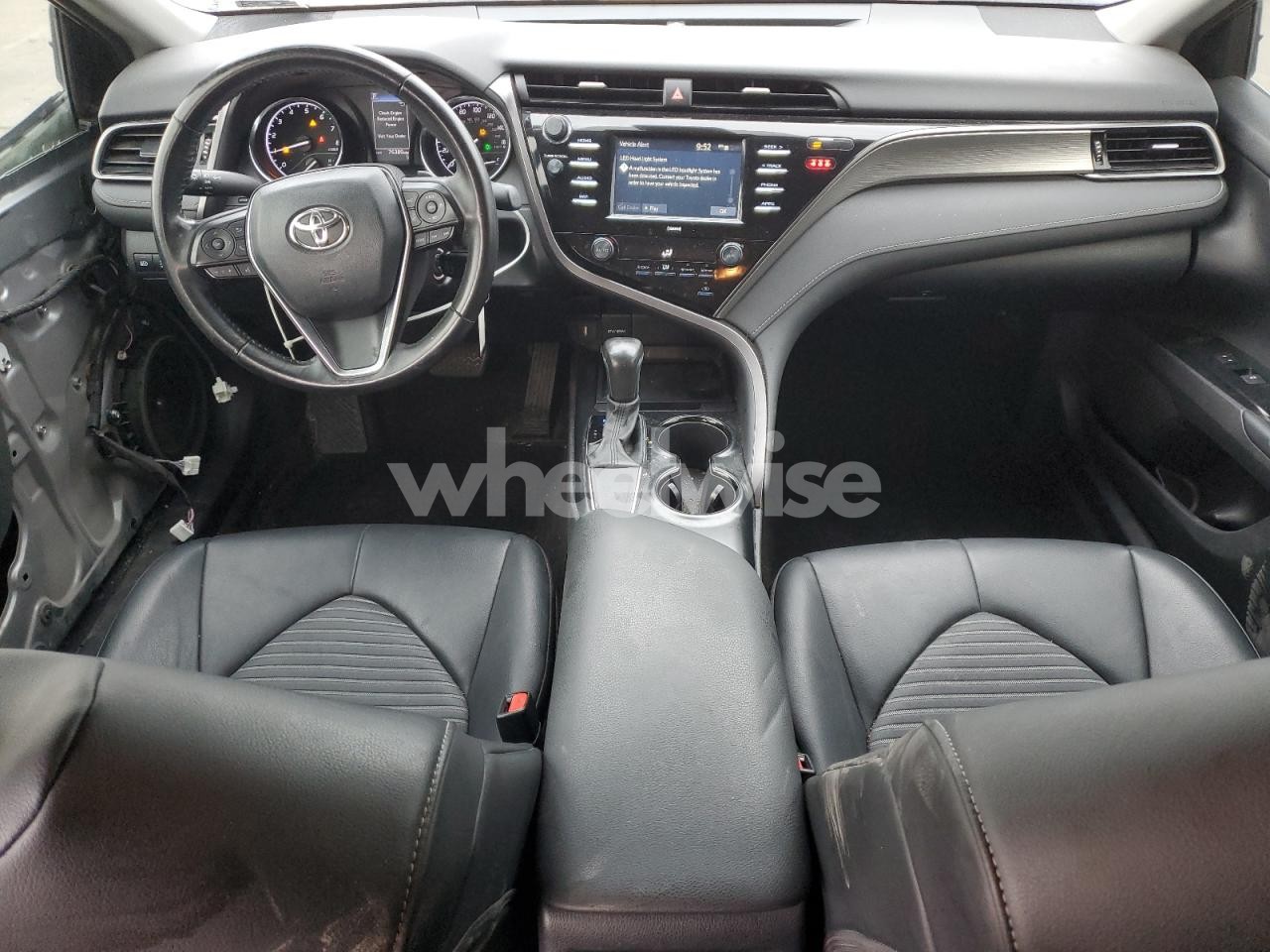 Photo 8 of 2020 TOYOTA CAMRY SE (VIN 4T1G11AKXLU987653)