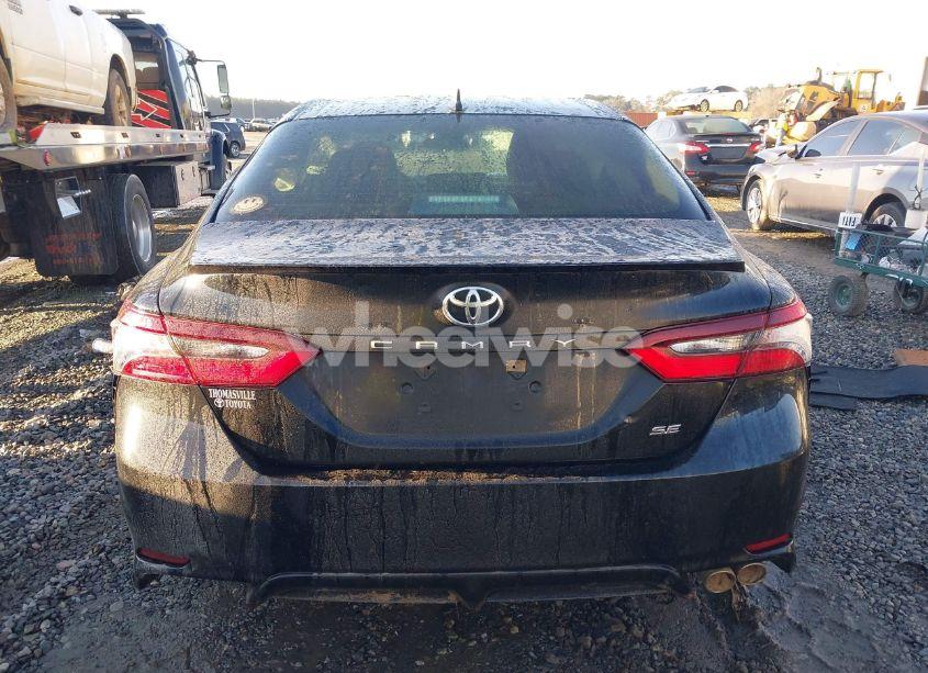 Photo 16 of 2021 Toyota Camry SE (VIN 4T1G11AKXMU404242)