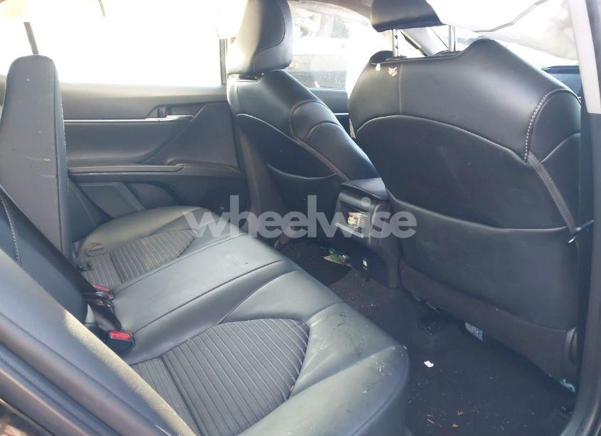 Photo 8 of 2021 Toyota Camry SE (VIN 4T1G11AKXMU404242)