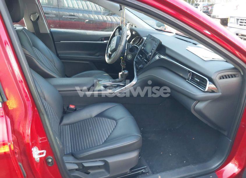 Photo 5 of 2021 Toyota Camry SE (VIN 4T1G11AKXMU442540)