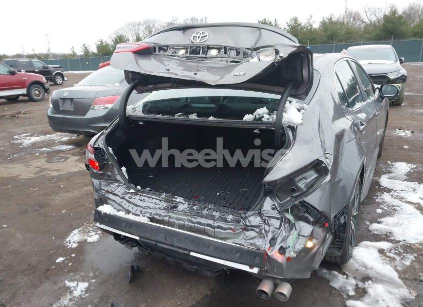 Photo 4 of 2021 Toyota Camry SE (VIN 4T1G11AKXMU450041)