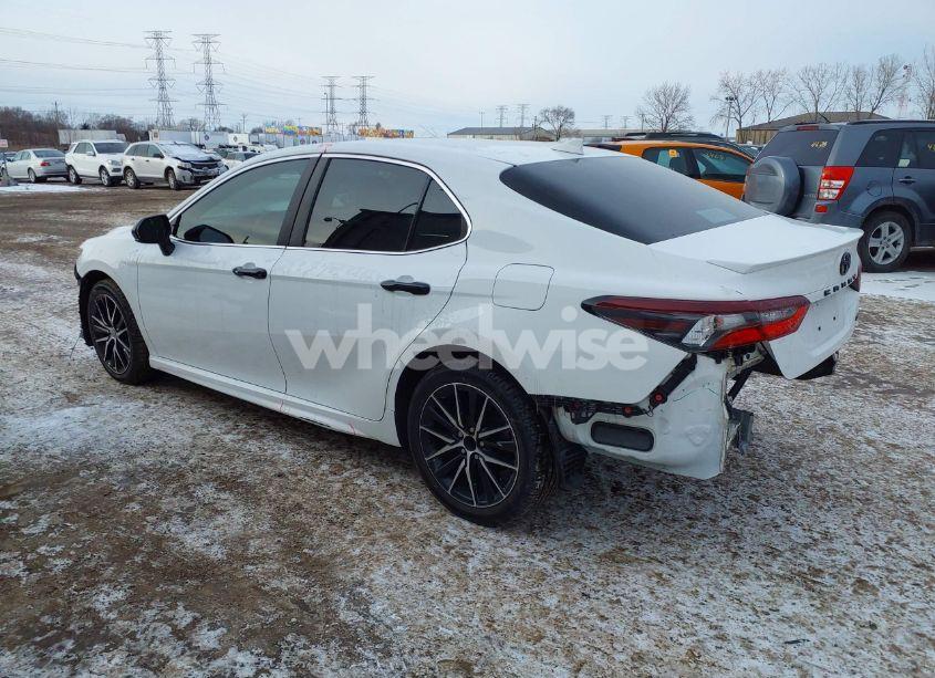 Photo 3 of 2021 Toyota Camry SE (VIN 4T1G11AKXMU480530)