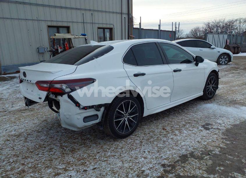 Photo 4 of 2021 Toyota Camry SE (VIN 4T1G11AKXMU480530)