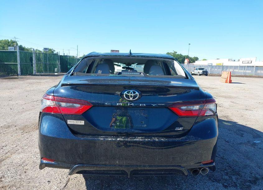 Photo 16 of 2021 Toyota Camry SE (VIN 4T1G11AKXMU521142)