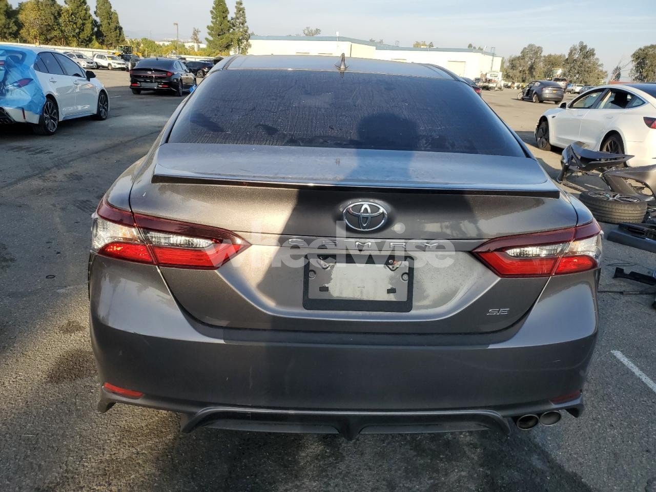 Photo 6 of 2021 TOYOTA CAMRY SE (VIN 4T1G11AKXMU536482)